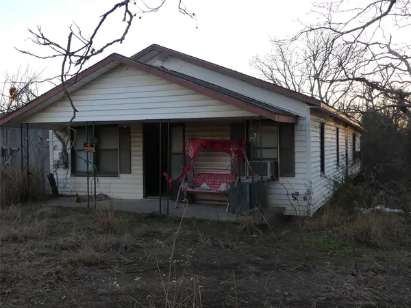 1051 Parker Dairy Road, Forestburg, TX 76239