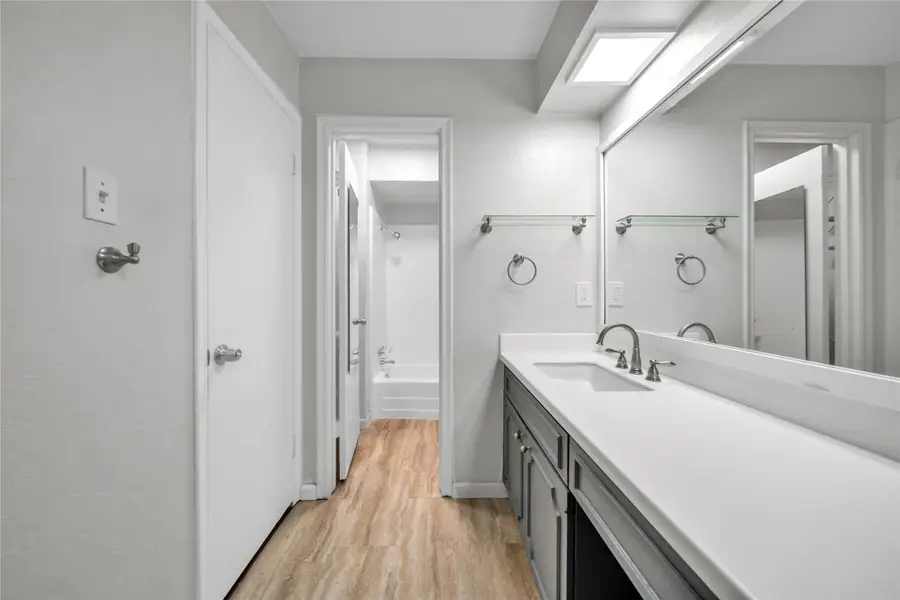 5043 Les Chateaux Drive #214, Dallas, TX 75235 - #2