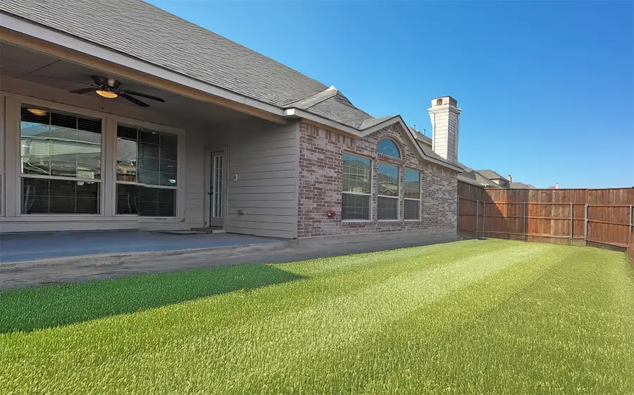 204 Wisteria Way, Red Oak, TX 75154 - #2