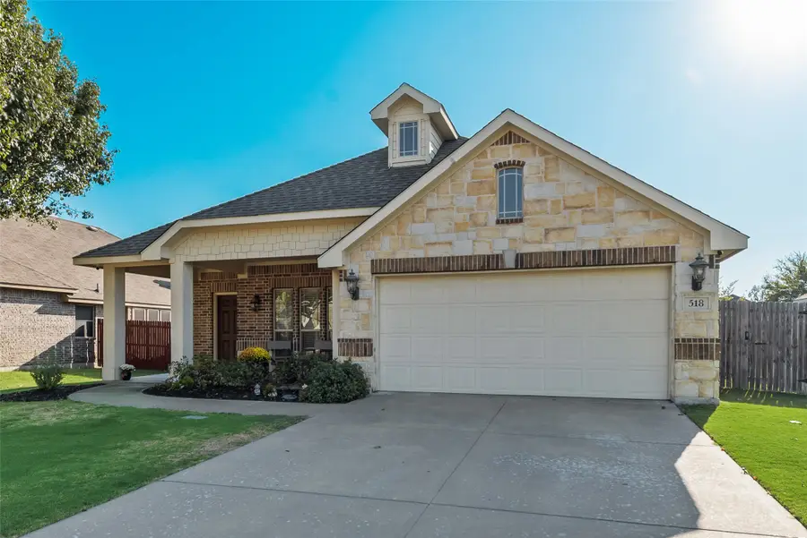 518 Royal Lane, Midlothian, TX 76065 - Image #2