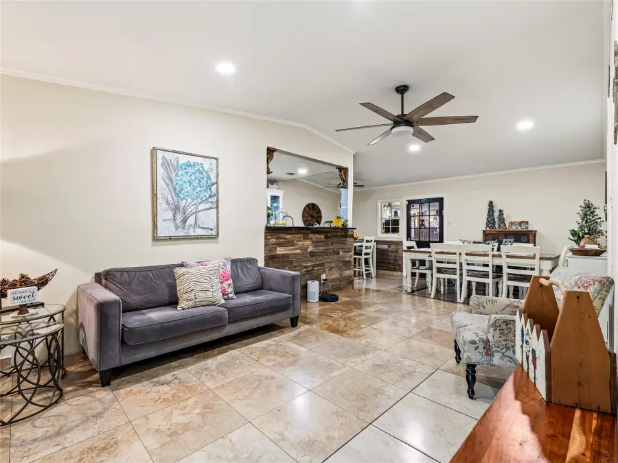 8616 Flicker Lane, Dallas, TX 75238 - Image #3