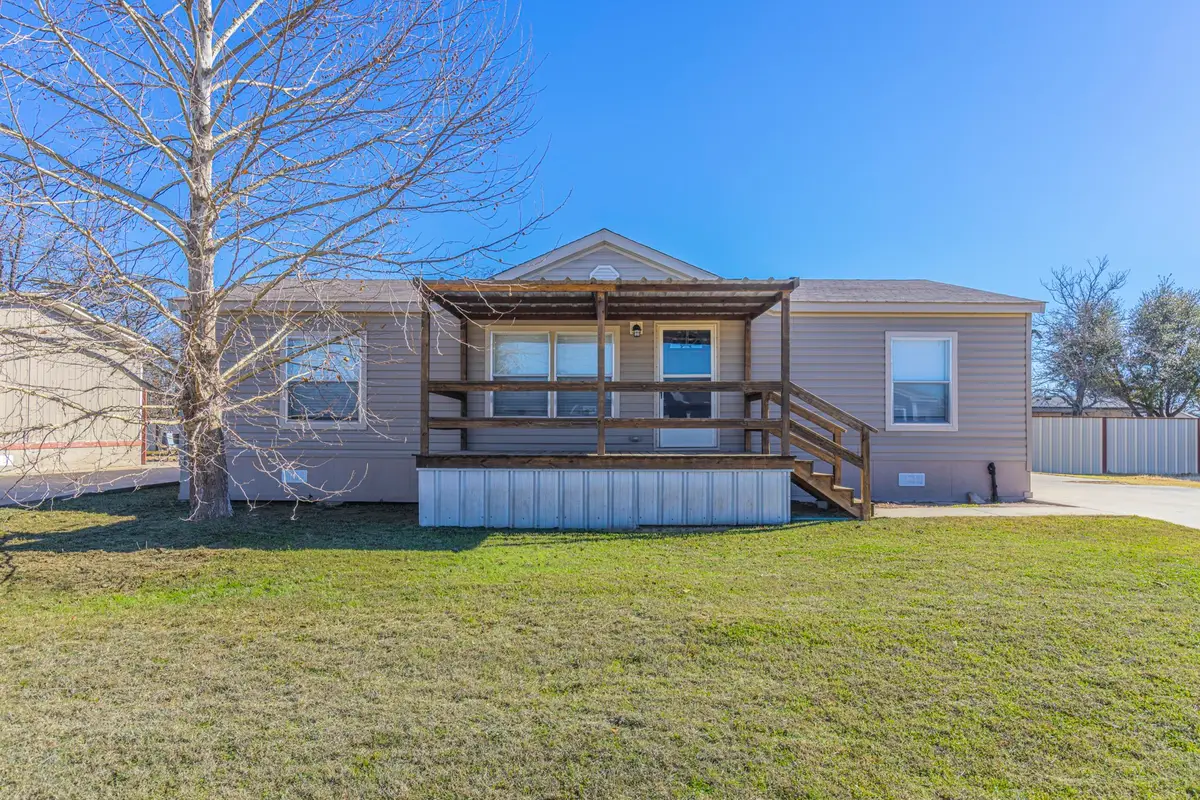 4517 Rocking K Drive, Bellmead, TX 76705 - #1