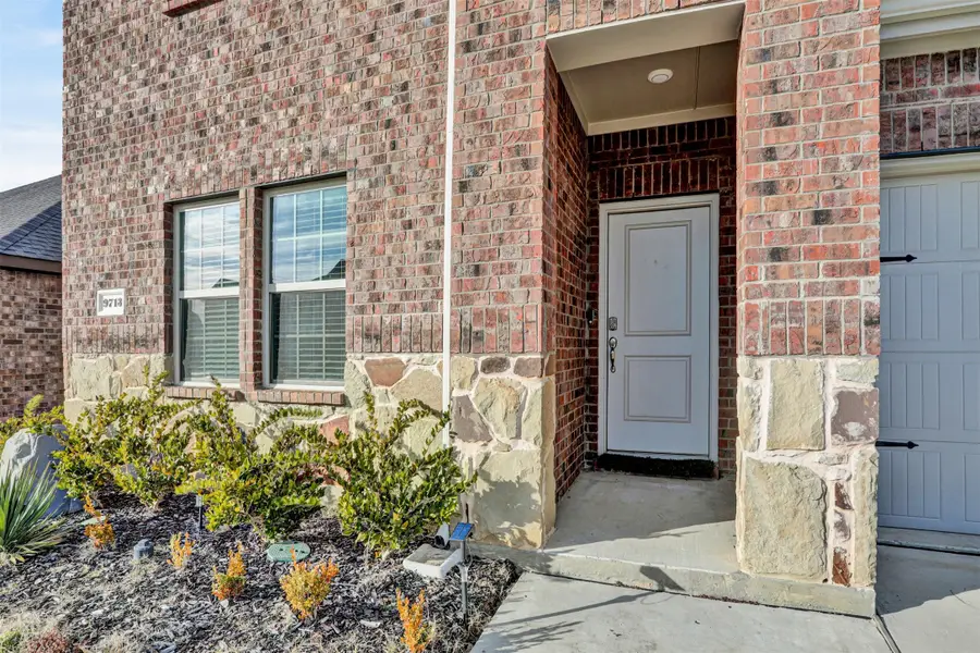 9713 Cherrywood Way, Aubrey, TX 76227 - #2