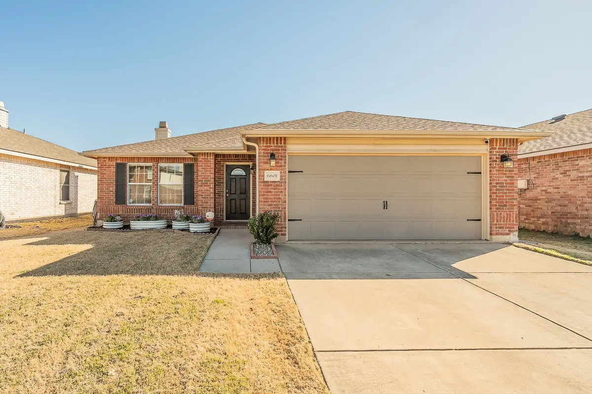 6601 Longleaf Lane, Denton, TX 76210 - Image #1