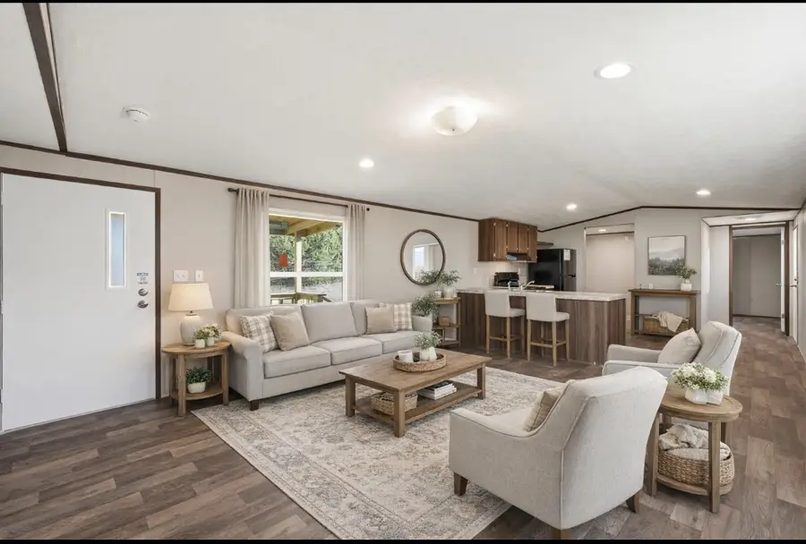 618 E 6th Street #B, Blum, TX 76627 - #3