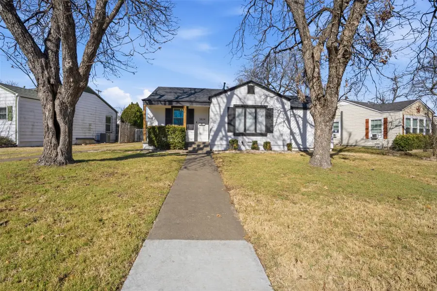 3824 Desert Ridge Drive, Fort Worth, TX 76116 - #3