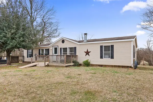 21332 County Road 445, Lindale, TX 75771
