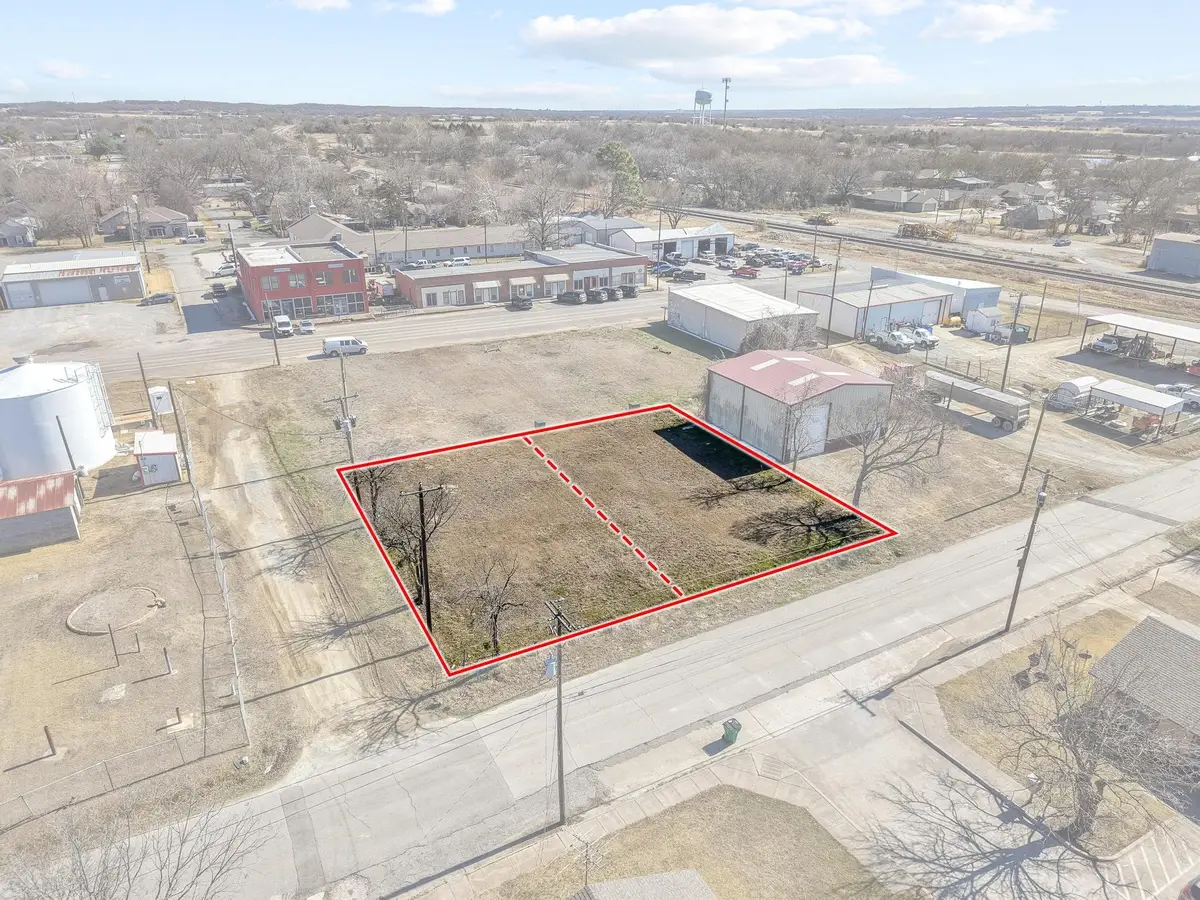 401 Grayson Street, Pottsboro, TX 75076 - #1