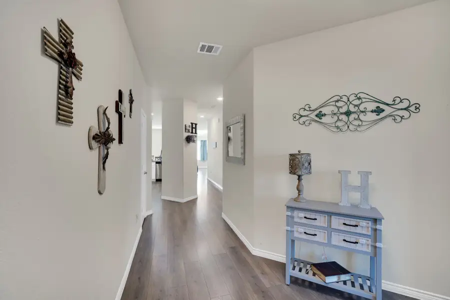 127 Garden Grove Drive, Waxahachie, TX 75165 - Image #3