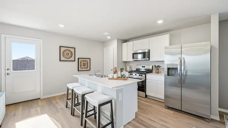 5549 Flannel Lane, Denton, TX 76249 - Image #3