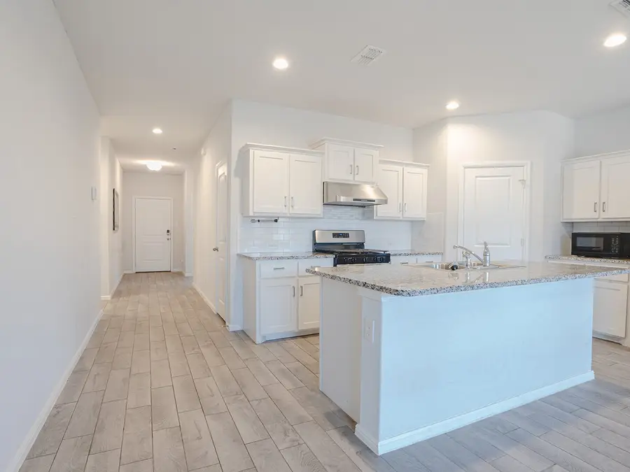 8645 Mirror Lake Drive, Fort Worth, TX 76179 - #2