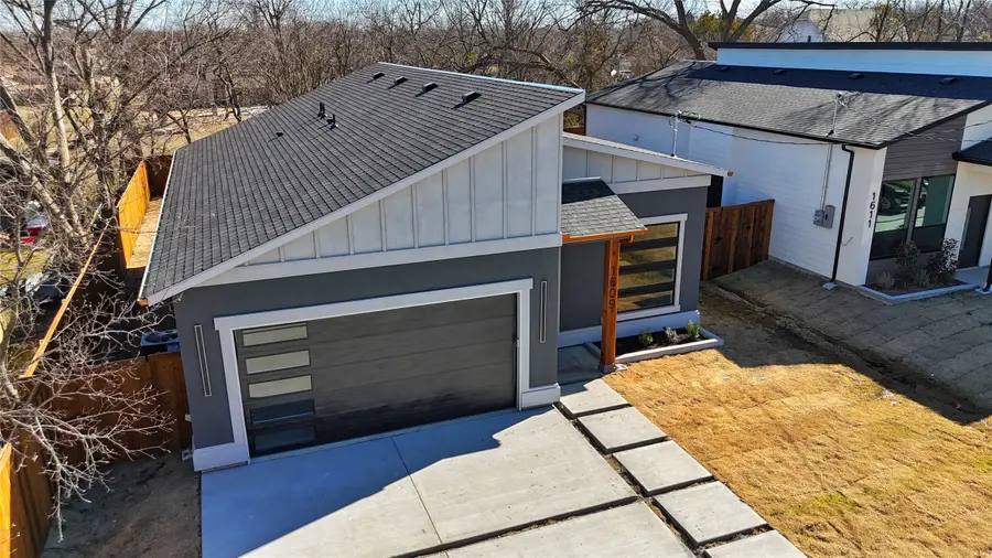 1609 Gibbons Street, Greenville, TX 75401 - Image #2