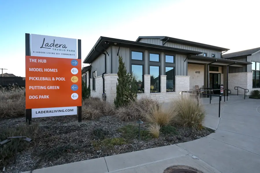 7601 Murcia Drive, Fort Worth, TX 76123 - Image #2