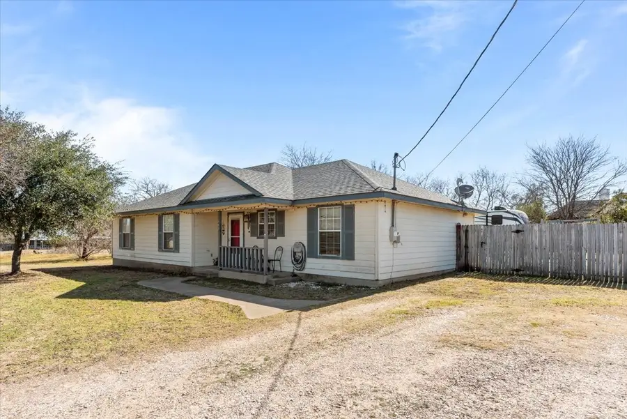 203 W Lee Avenue, Whitney, TX 76692 - #2