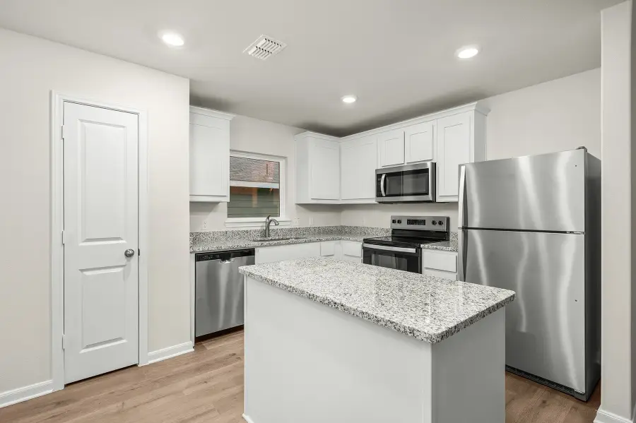 4806 Fillmore Drive, Greenville, TX 75401 - Image #3