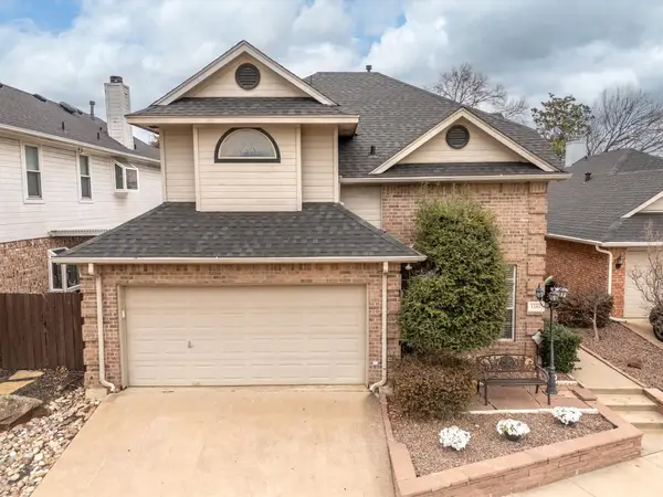 1252 Royal Crescent Drive, Bedford, TX 76021