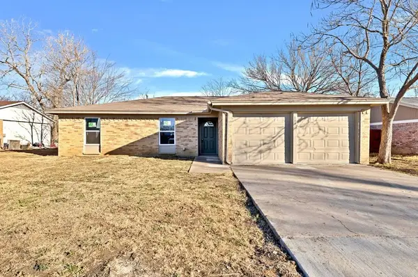 111 Lorie Street, Alvarado, TX 76009