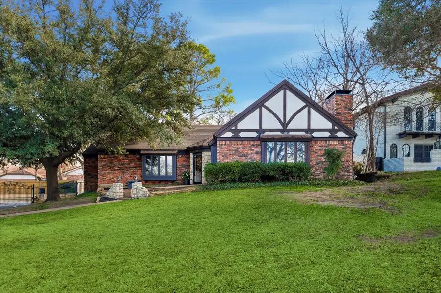 240 Timberlake, Azle, TX 76020 - Image #2