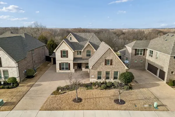 2813 Macquarie Street, Roanoke, TX 76262