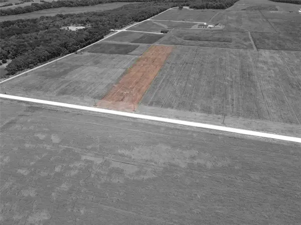 9101 County Road 101a, Grandview, TX 76050