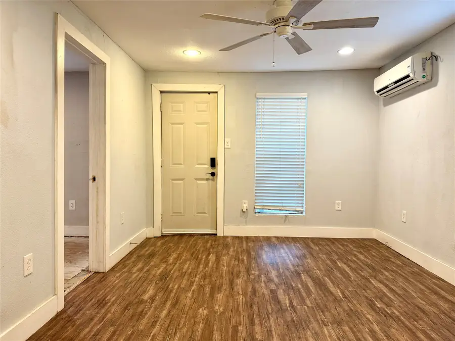 2222 Speight Avenue, Waco, TX 76706 - Image #2