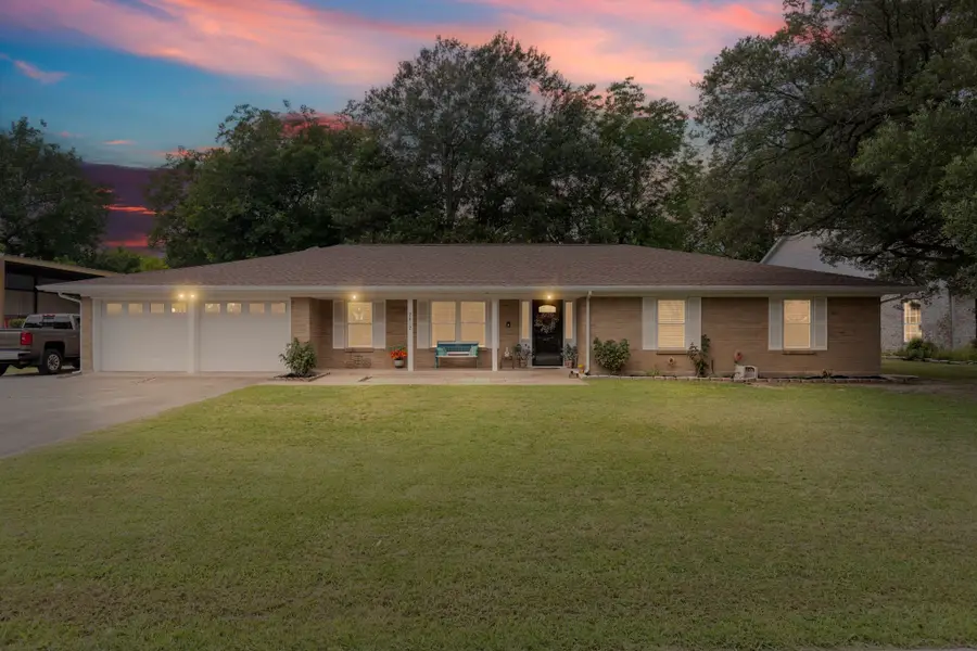 2812 Mccarley Drive, Commerce, TX 75428 - Image #2