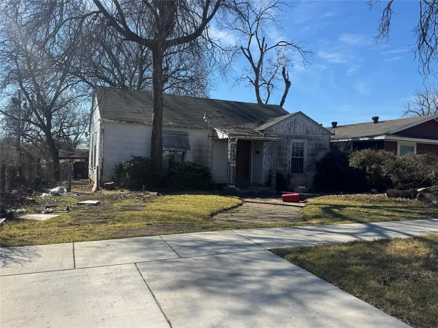 5801 Kilpatrick Avenue, Fort Worth, TX 76107 - #2