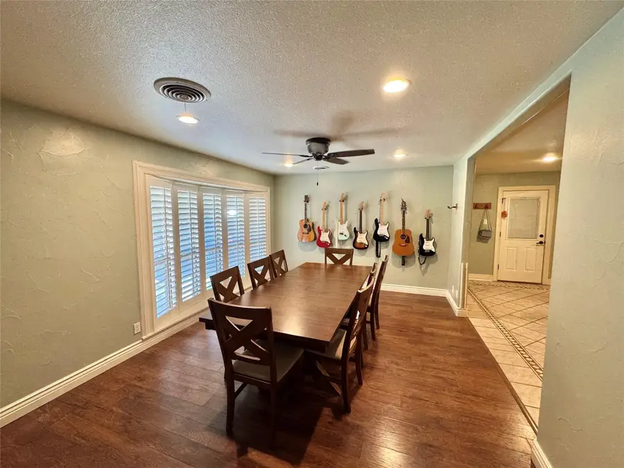 1905 Bridle Lane, Gainesville, TX 76240 - #3