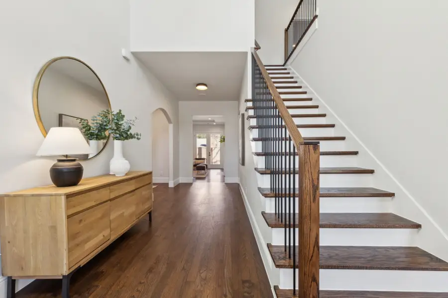 8638 Lockhaven Drive, Dallas, TX 75238 - Image #3