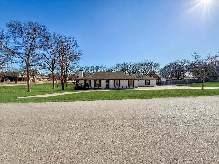 1004 Timber Creek Drive, Lewisville, TX 75067 - #2