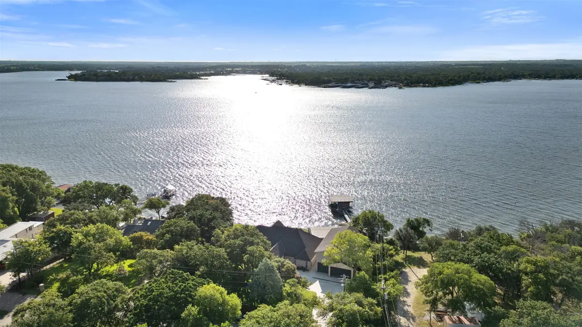 12210 Lake Forest Drive, Azle, TX 76020 - #1