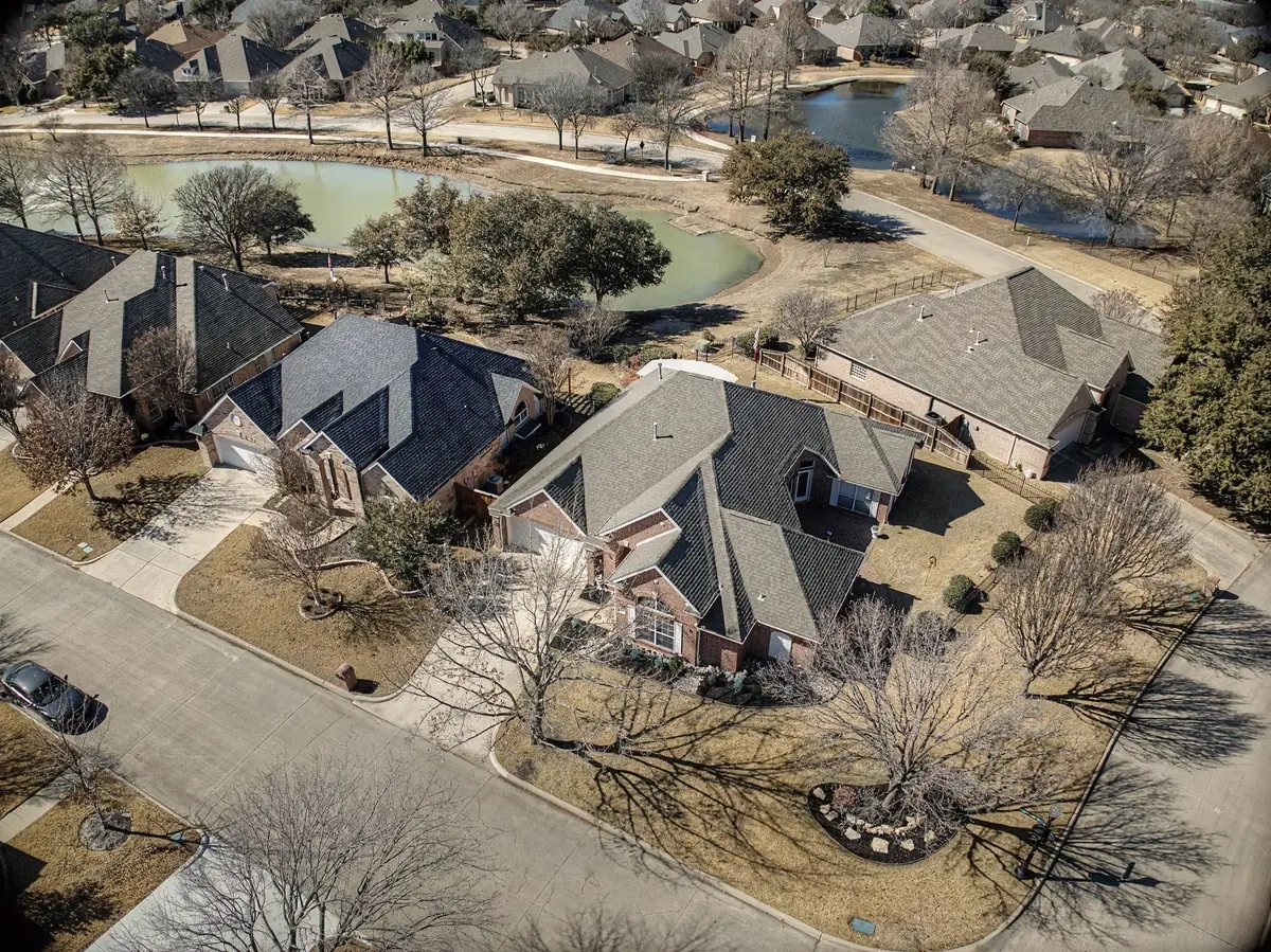 319 Lakewood Drive, Trophy Club, TX 76262 - Image #1