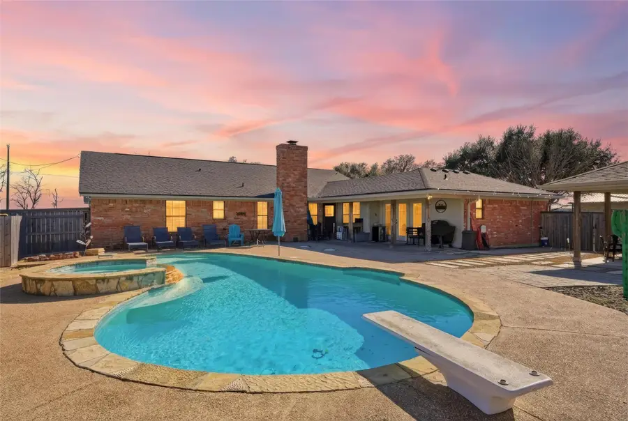 2721 Country Spring Road, Lorena, TX 76655 - #3