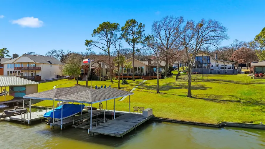 1225 Kiowa Drive W, Lake Kiowa, TX 76240 - #2