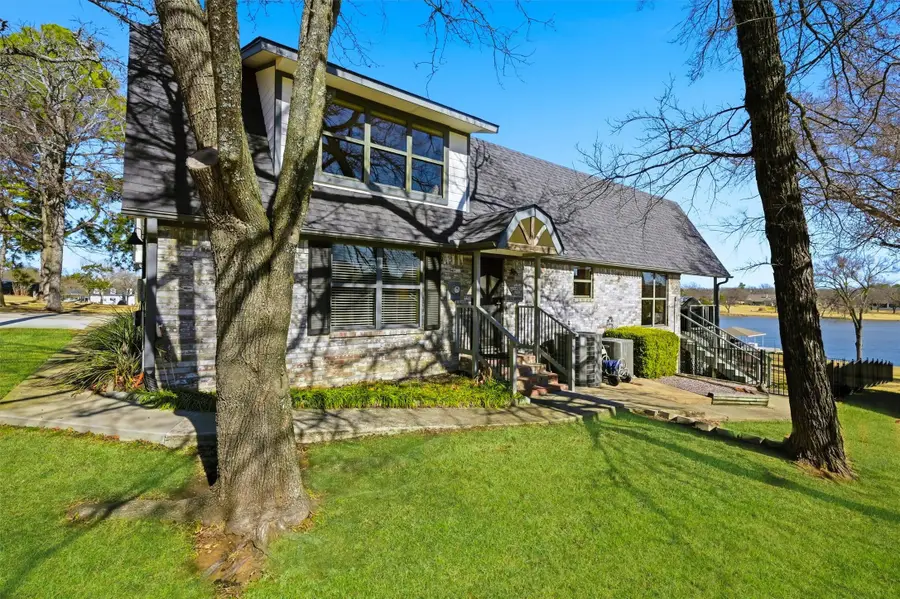 1225 Kiowa Drive W, Lake Kiowa, TX 76240 - #3