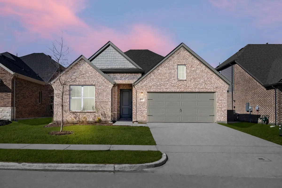 17224 Oxborough Drive, Justin Roanoke, TX 76247 - Image #1