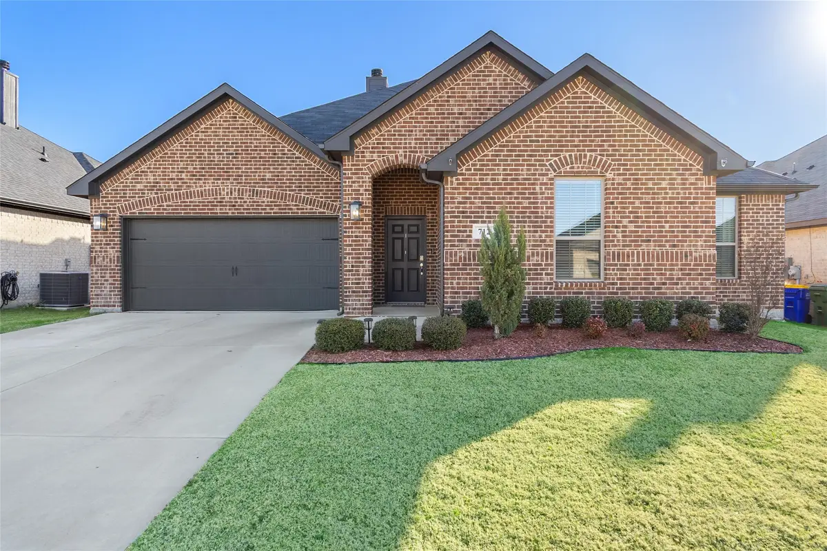 712 Hackamore Street, White Settlement, TX 76108 - #1