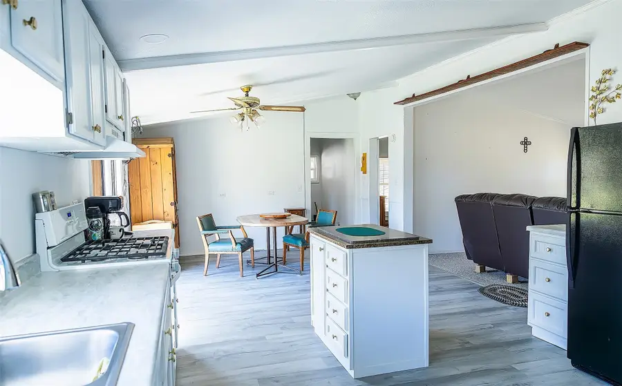 2448 County Road 2125, Ivanhoe, TX 75447 - #3