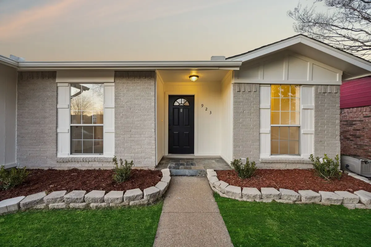 923 Roaming Road Drive, Allen, TX 75002 - #1
