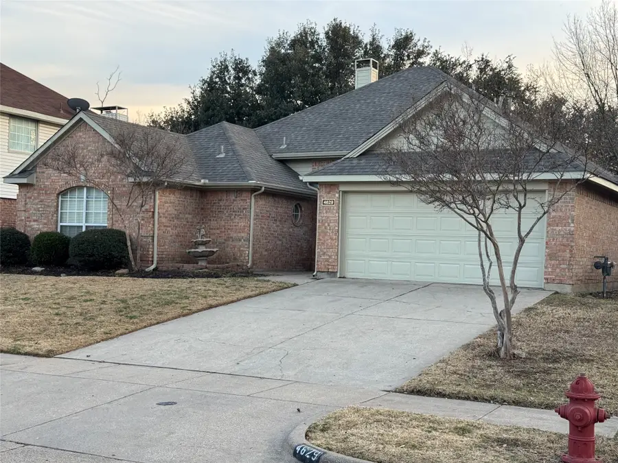 4629 Lincolnshire Drive, Grand Prairie, TX 75052 - #3