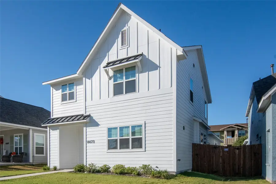 6673 Lake Overlook Drive, Fort Worth, TX 76135 - Image #3