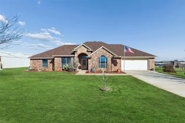 108 Falcons Eye Court, Weatherford, TX 76087