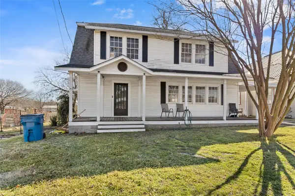 206 S Avenue B, Wortham, TX 76693