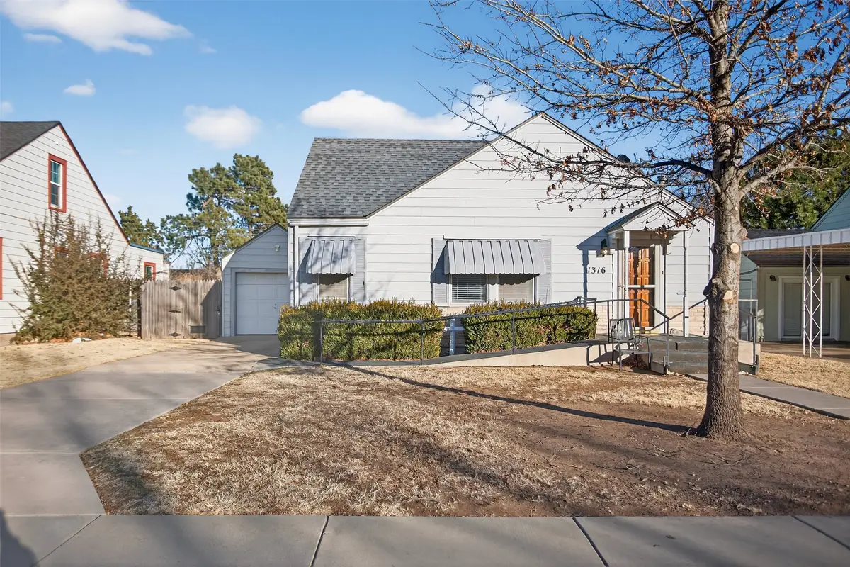 1316 Mary Ellen Street, Pampa, TX 79065 - Image #1