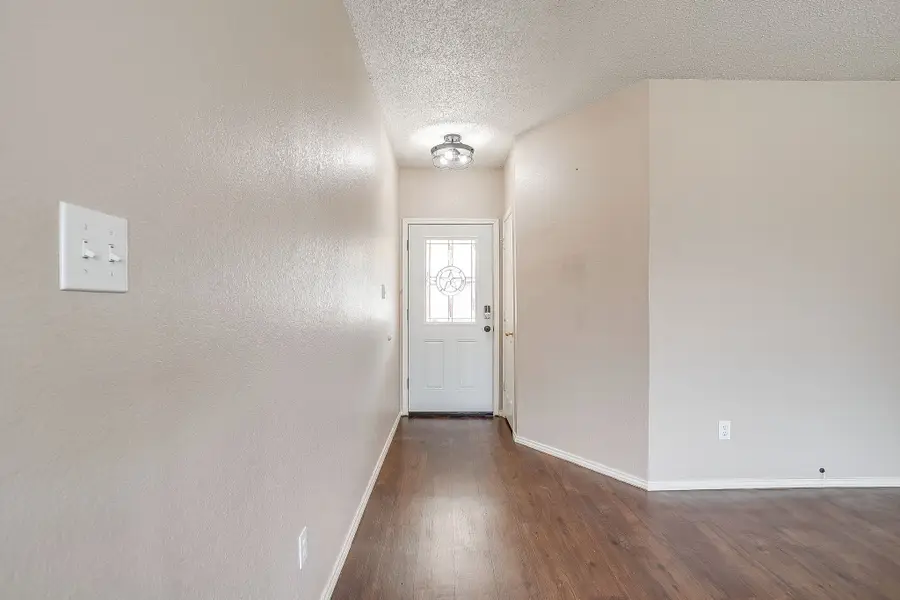 109 Paula Drive, Joshua, TX 76058 - #2