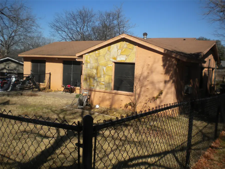 6057 Park Manor Drive, Dallas, TX 75241 - Image #2