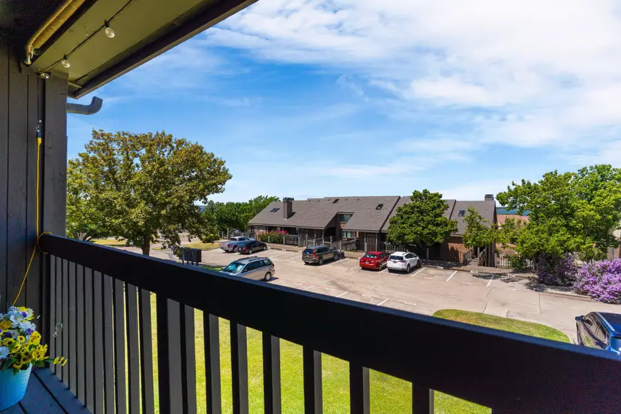 814 Signal Ridge Place, Rockwall, TX 75032 - Image #3
