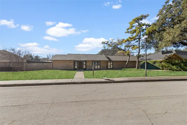 7116 Hunters Ridge Drive, Dallas, TX 75248