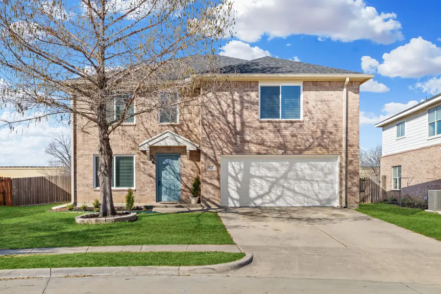 904 Canary Drive, Saginaw, TX 76131 - #3