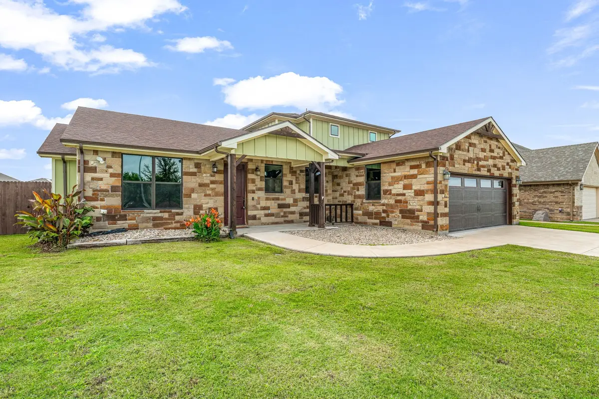 130 Elk Cove, Stephenville, TX 76401 - Image #1